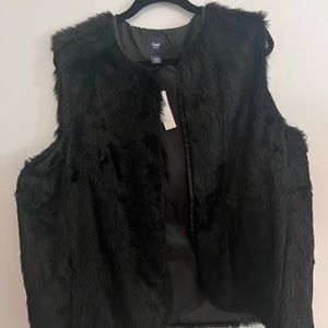 Gap faux fur vest